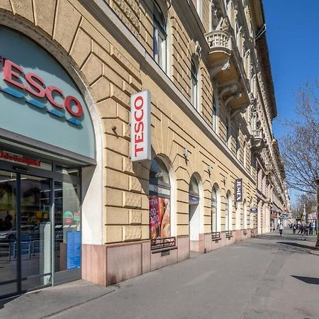 Central - New - Comfy Ac Studio Budapeste Exterior foto